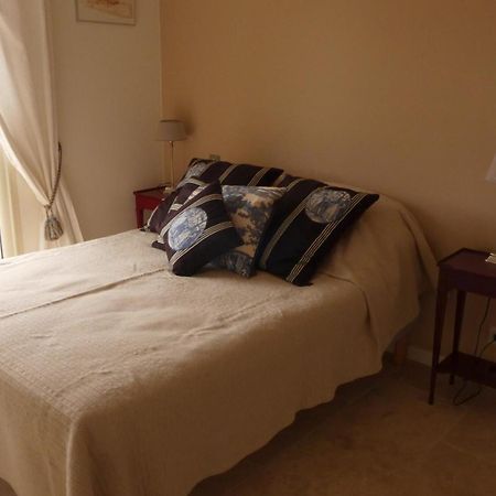 Les Trois Oliviers Bed & Breakfast Forcalquier Exterior foto