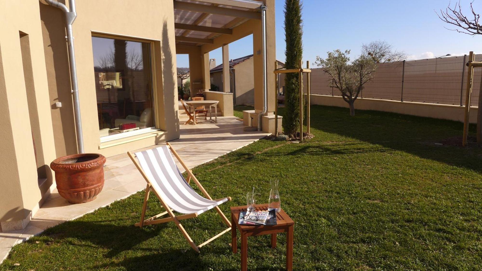 Les Trois Oliviers Bed & Breakfast Forcalquier Exterior foto